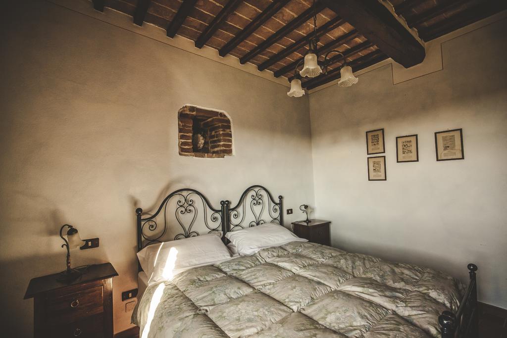 Agriturismo Zampugna 몬테폴로니코 외부 사진