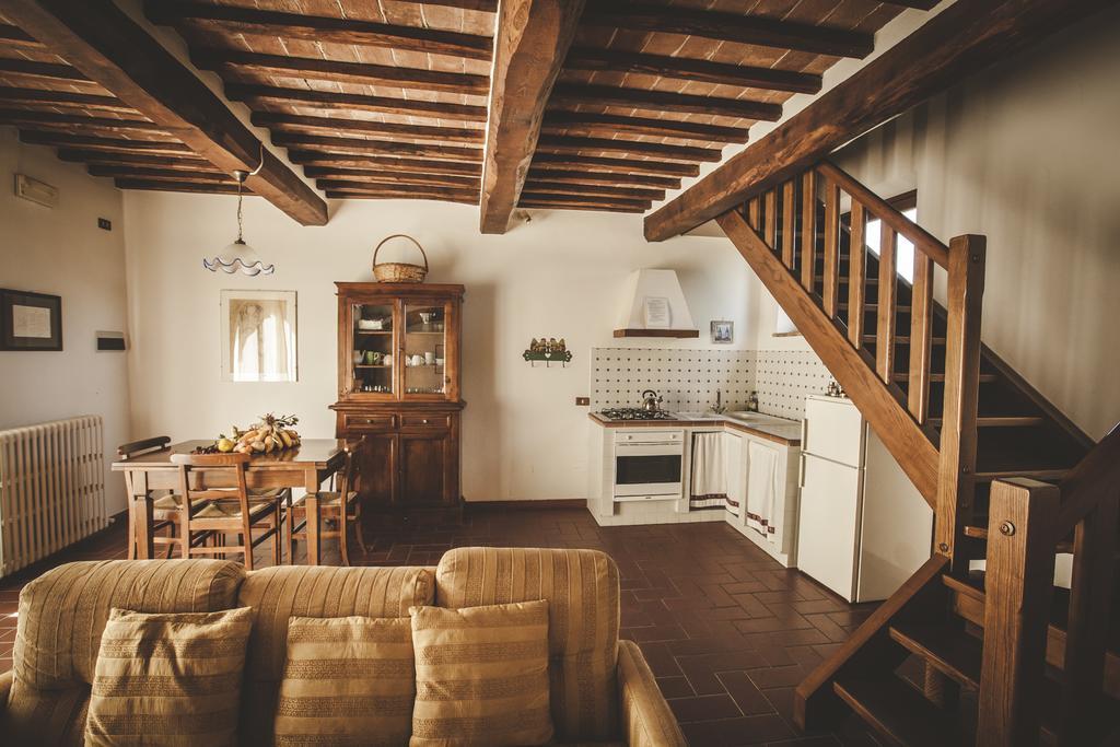 Agriturismo Zampugna 몬테폴로니코 외부 사진
